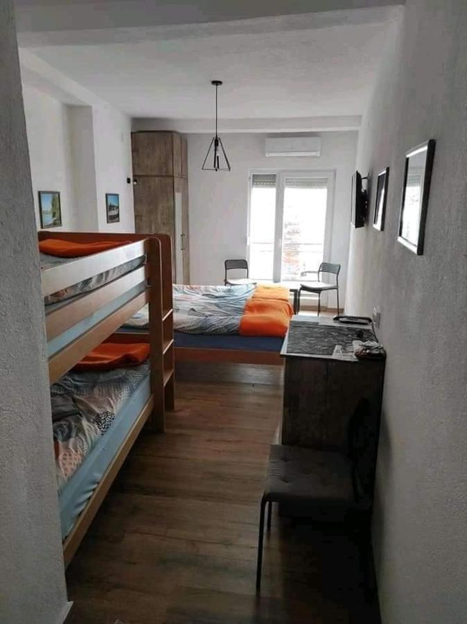 Casa Mular Acomodação com café da manhã Kruševo Exterior foto