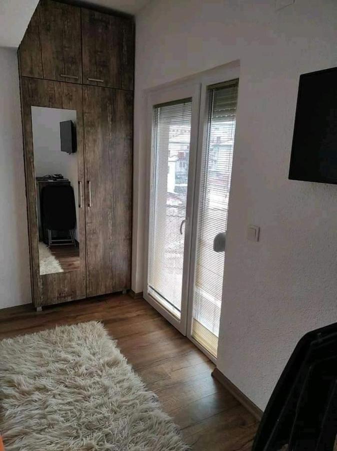 Casa Mular Acomodação com café da manhã Kruševo Exterior foto